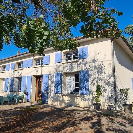 Bed and Breakfast Le Coq En Repos Saint-Sylvestre-sur-Lot Exterior foto