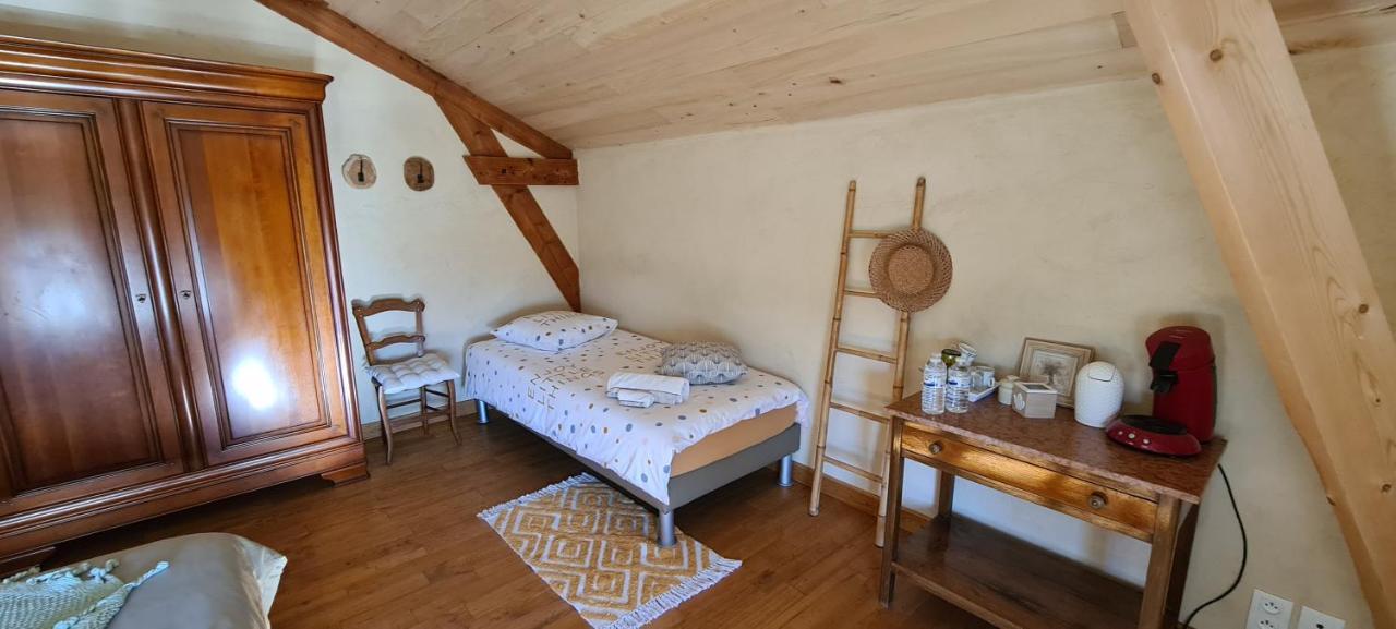 Bed and Breakfast Le Coq En Repos Saint-Sylvestre-sur-Lot Exterior foto