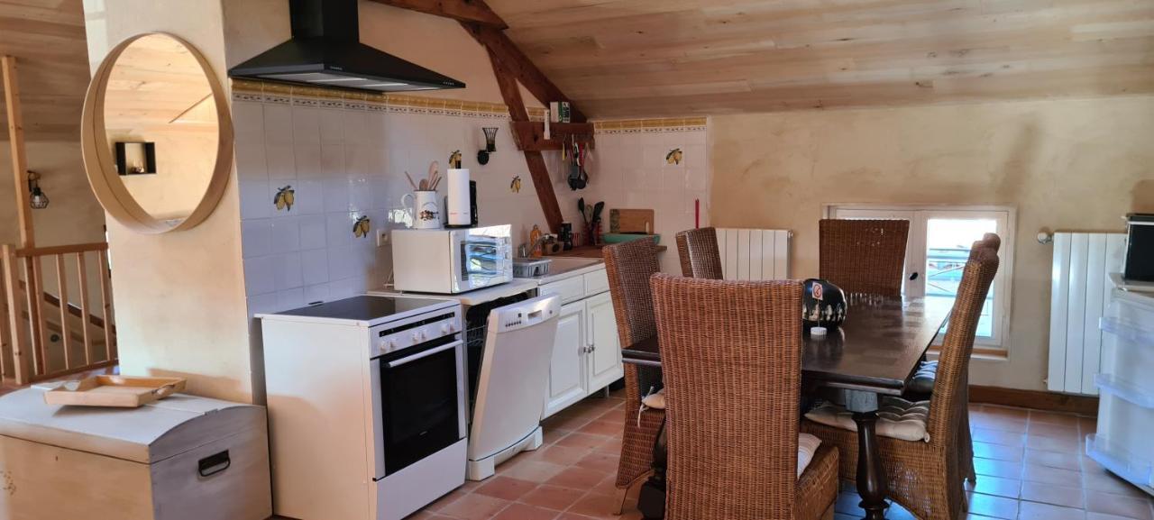 Bed and Breakfast Le Coq En Repos Saint-Sylvestre-sur-Lot Exterior foto